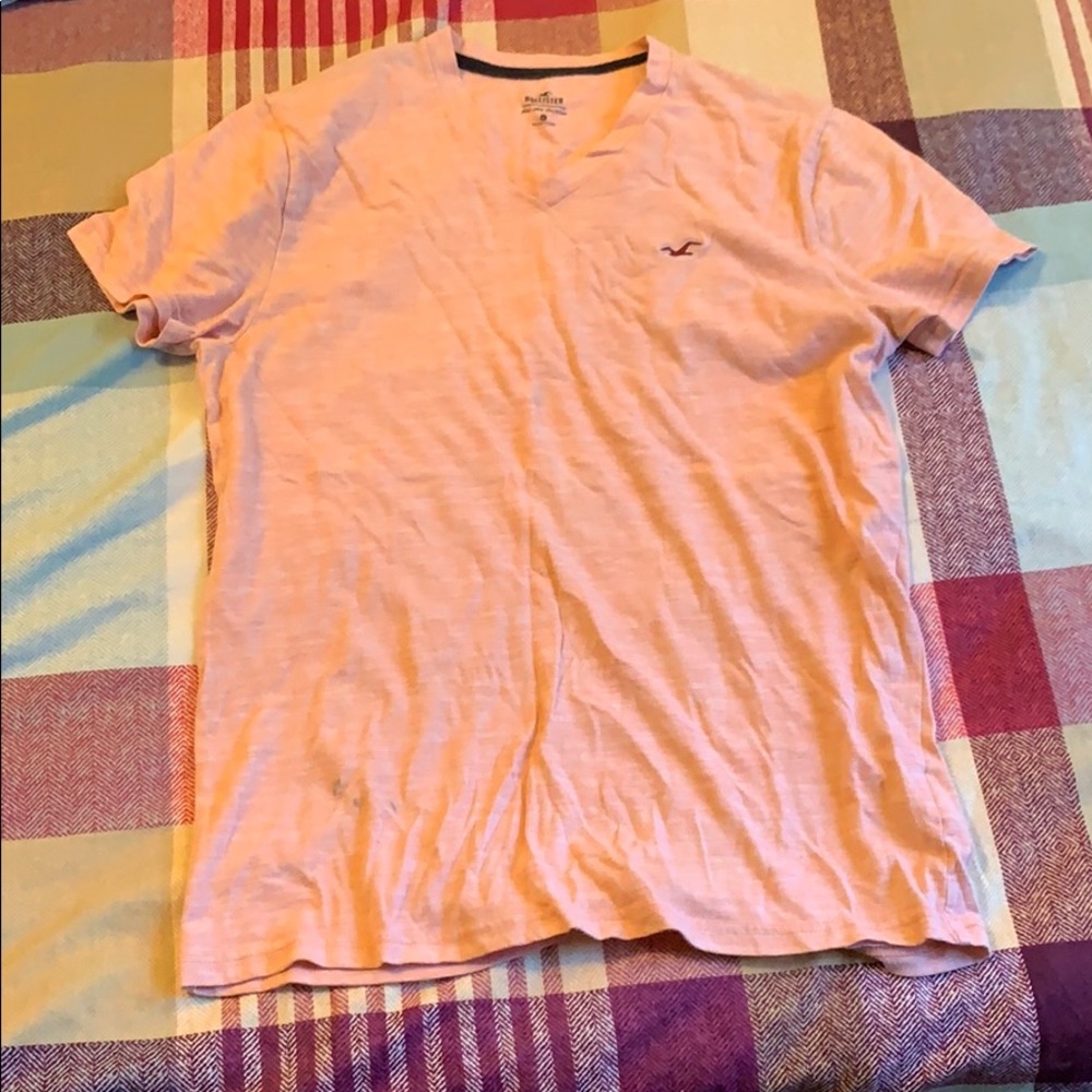 dark pink hollister t shirt